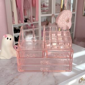makeup organizer